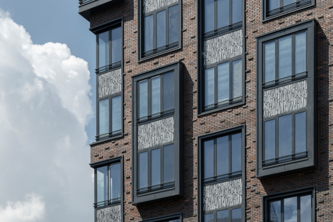 �� West Garden, 3 ������