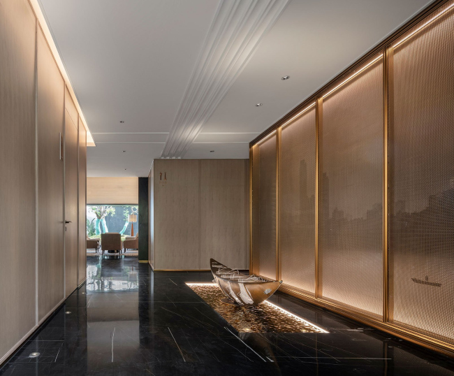 ����� ������ POLY�Hankou Mark