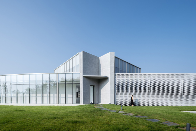 ����� �������� ��������