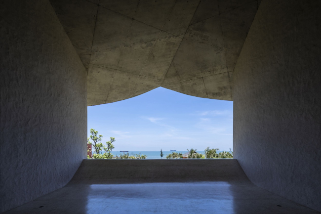 ����� � ������� ������ The Kaleidoscope