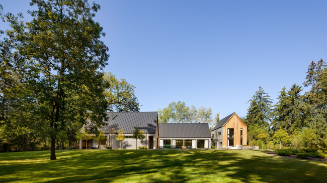 ��� Briarcliff