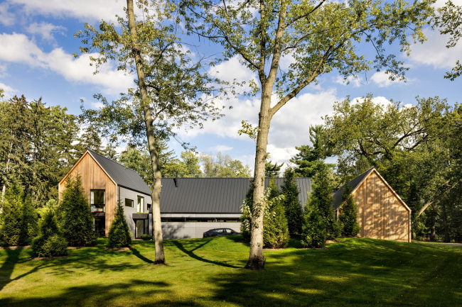 ��� Briarcliff