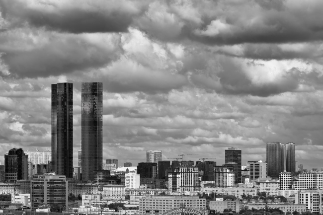 �� Capital towers