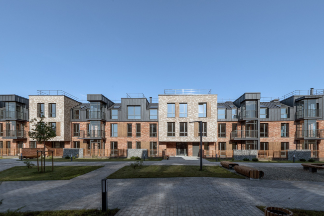 �� �Veren Village�