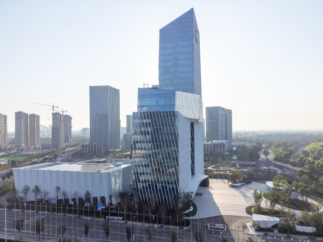 ����� Jushi