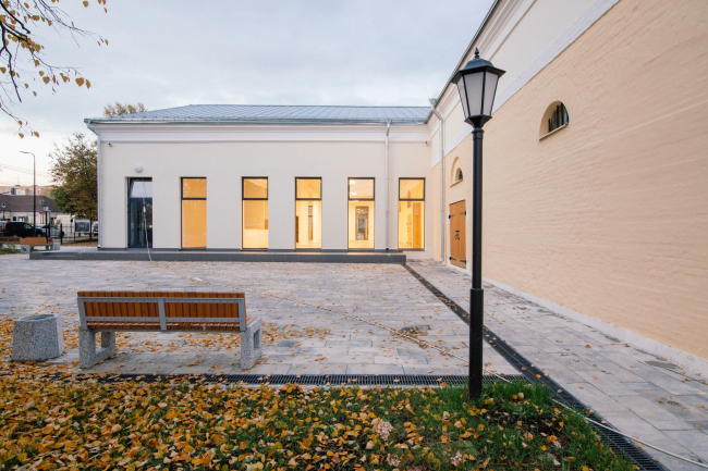 The square inside the museum yard. Restoration of Zvenigorod Manege