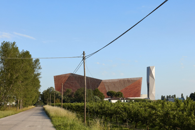 �������������� �� ���������� Powerbarn