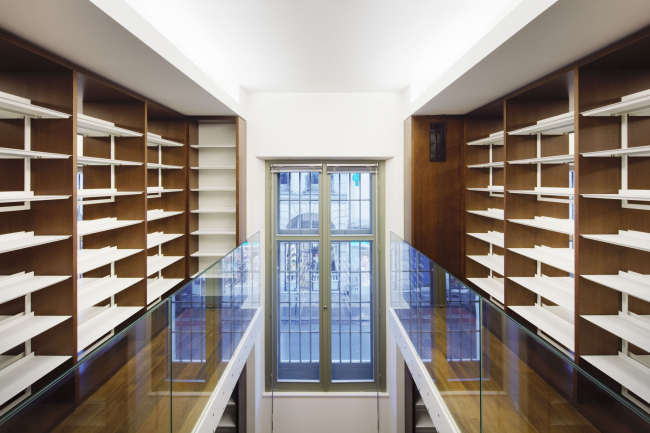 ������������� ��������� ������������ ���������� ������� �� ����� �������