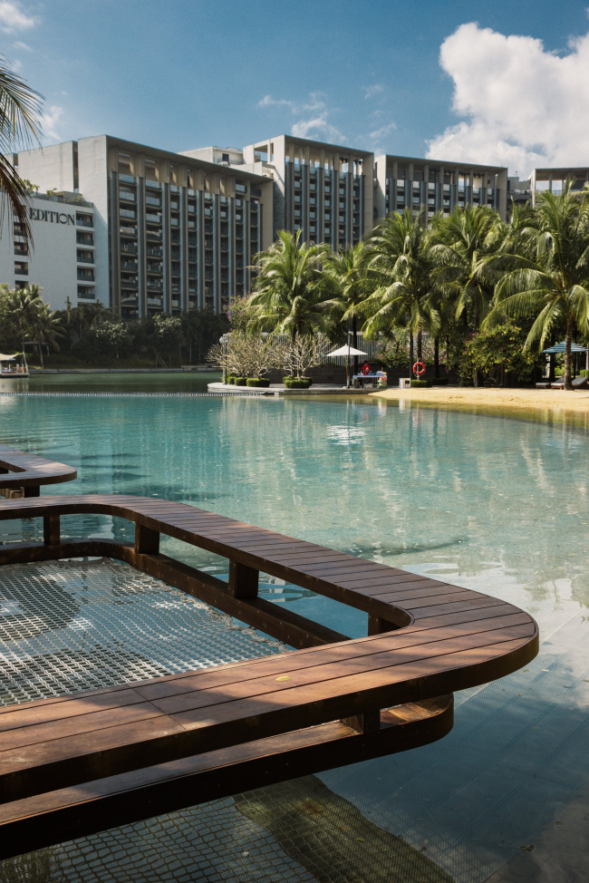 ������� ���� � ����� The Sanya EDITION