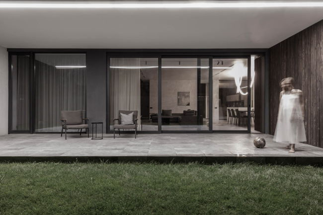 ��� � �������