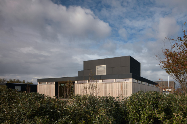 ����� ������ ����������� ��� �������� AZ Zeno � ������-�����