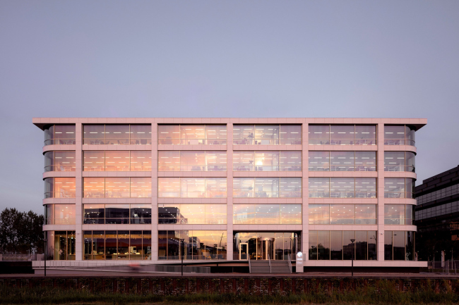 ����-�������� Danone � �����������