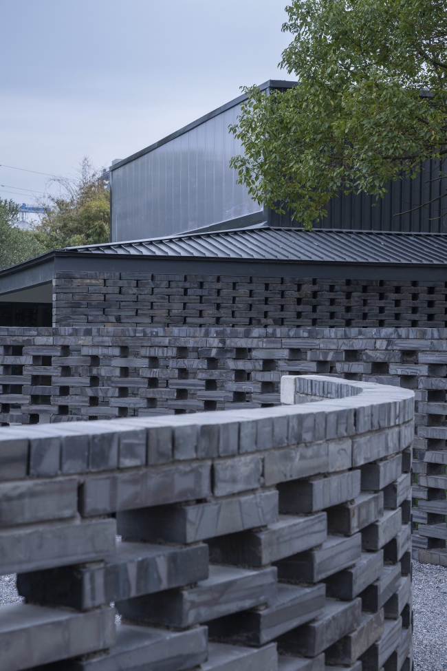 �������� ����� ����� � �������������