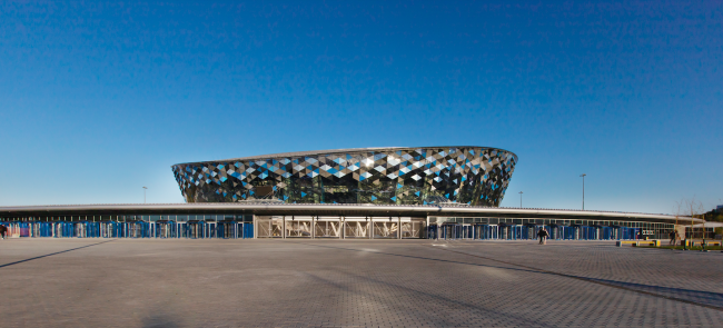 Многофункциональная ледовая арена в Новосибирске