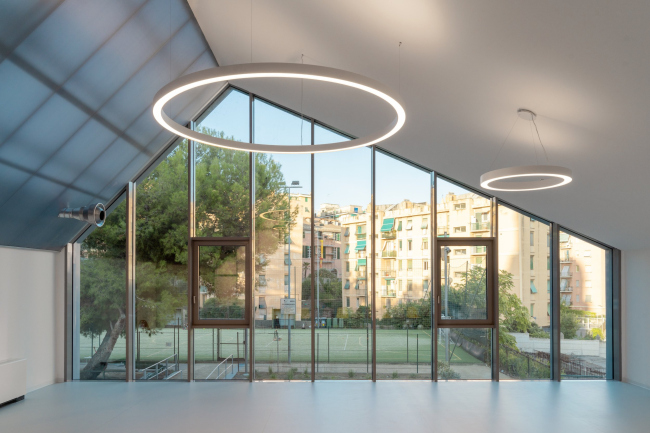 ������������ ����� ������ ���������� � �����