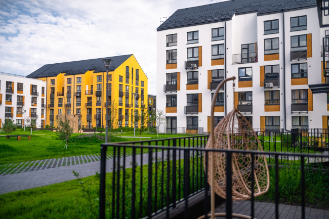 "Home. Forest. Park" housing complex