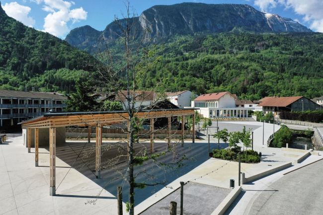 ������ ��������� ����� � �������