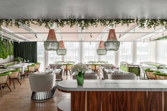  BENUAR by The Toy Moscow