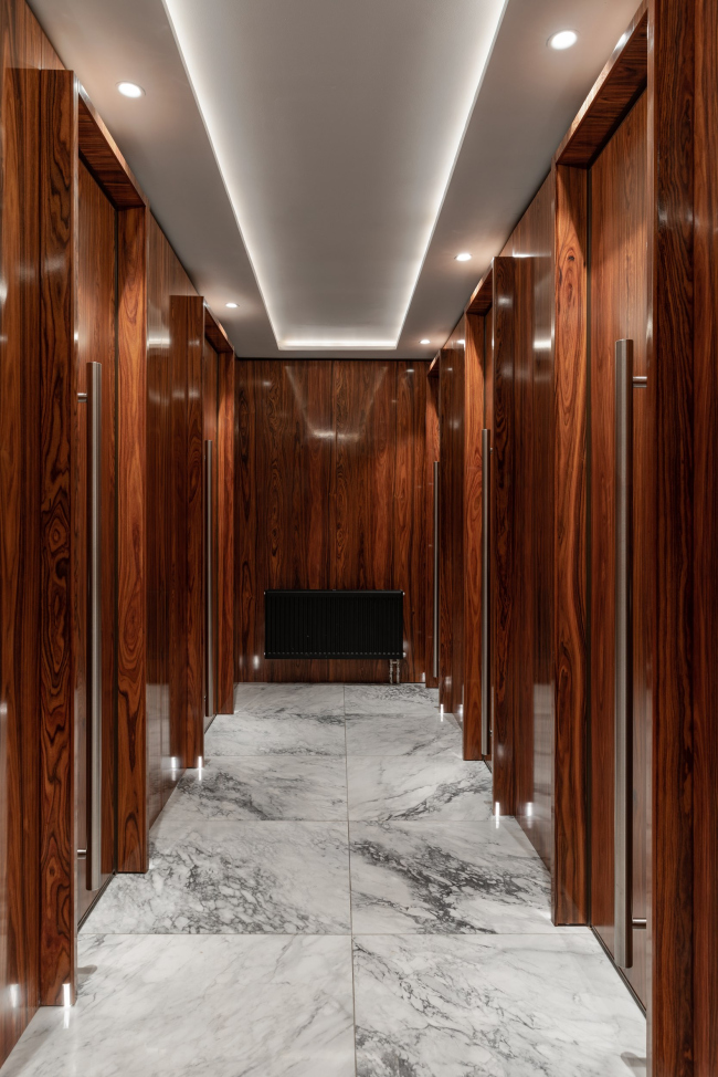  BENUAR by The Toy Moscow