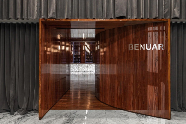  BENUAR by The Toy Moscow