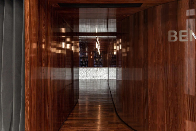  BENUAR by The Toy Moscow