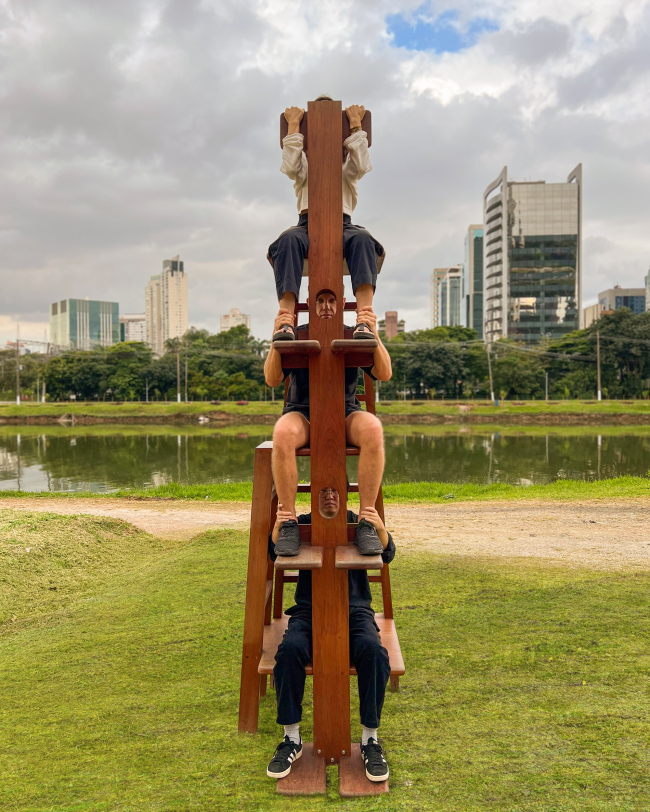 ����������