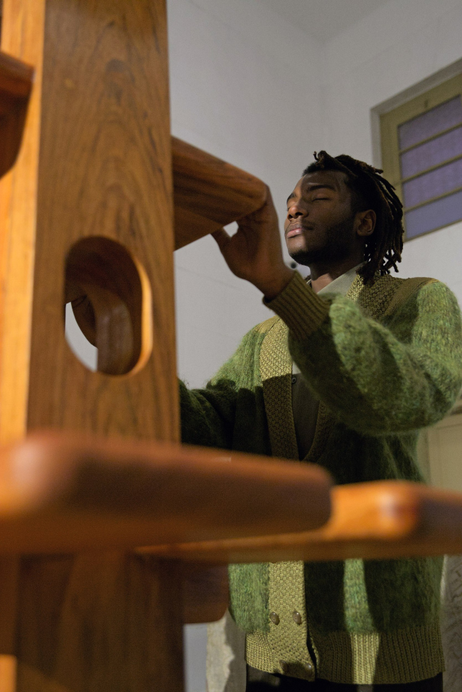 ����������