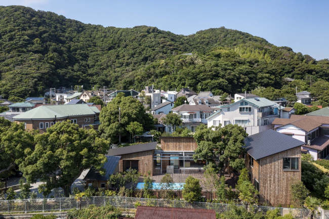 ����� Hayama Huts
