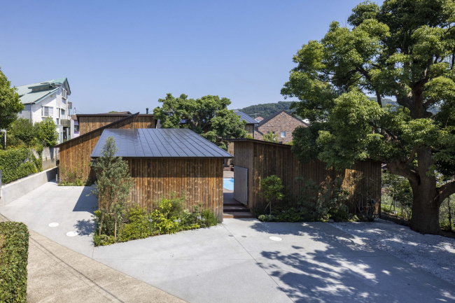 ����� Hayama Huts