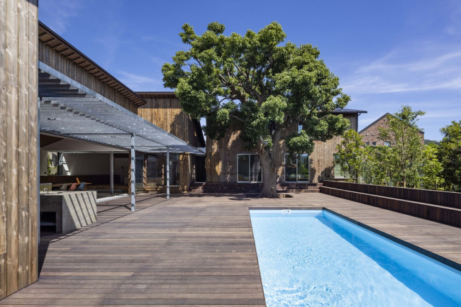 ����� Hayama Huts