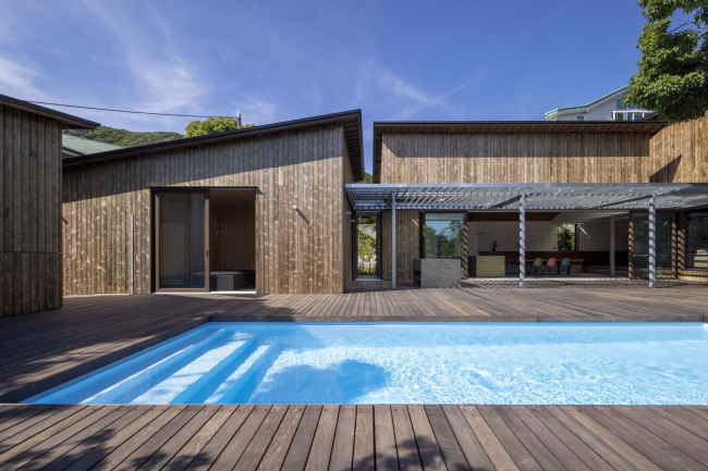 ����� Hayama Huts