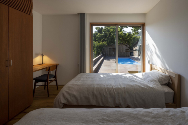 ����� Hayama Huts