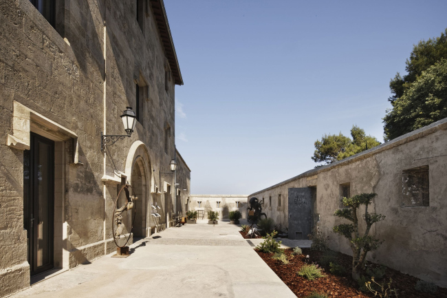 ��������� La Prison