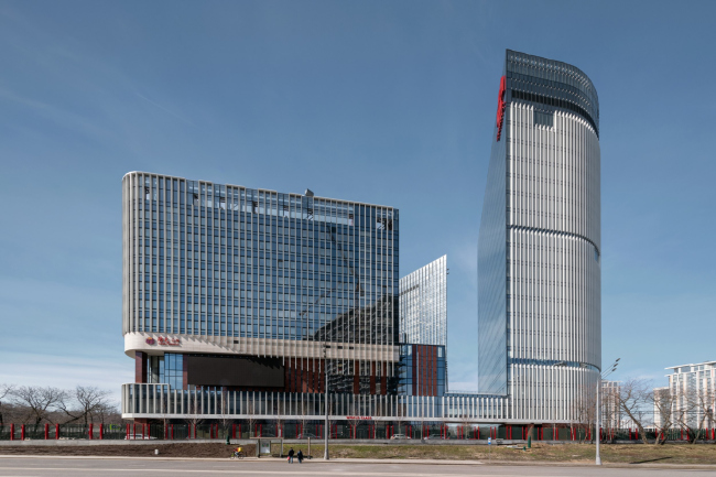 “Park Huaming” business center on Wilhelm Pieck Street in Moscow