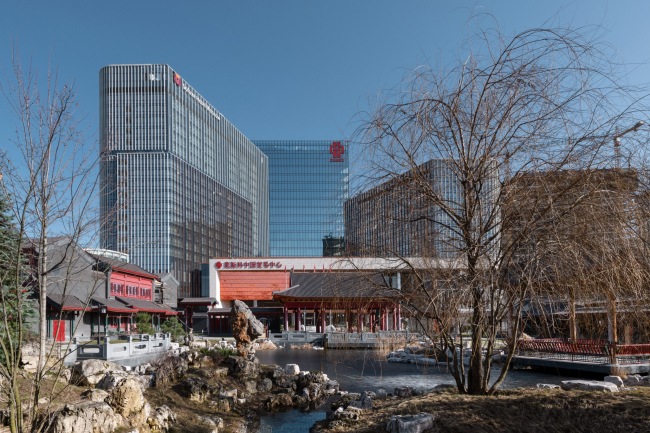 “Park Huaming” business center on Wilhelm Pieck Street in Moscow