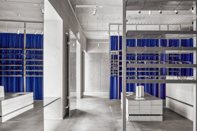 Radius 58 optics pop-up + Resource co&#64256;ee