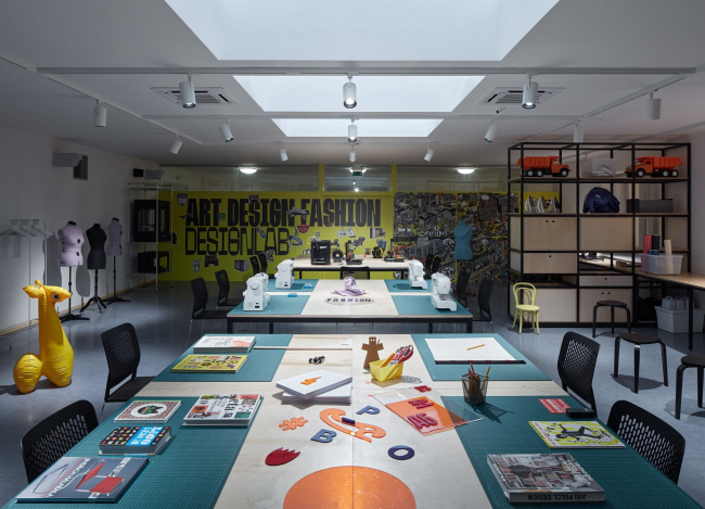 ����� ����������� ��������� � ���� � �������������