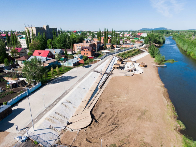 �. �����������, ��������������� ���������� ���� �������