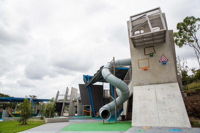 ′The Arena′ playground
Frew Park, Milton