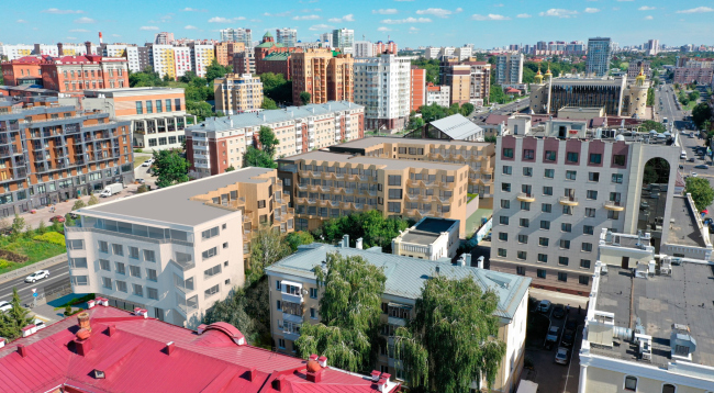 The housing complex on Kalinina Street. Panoramic view from the west