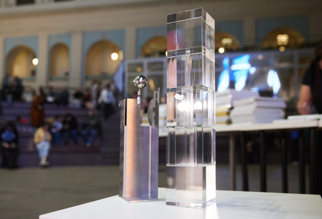 ���� ������������ �����