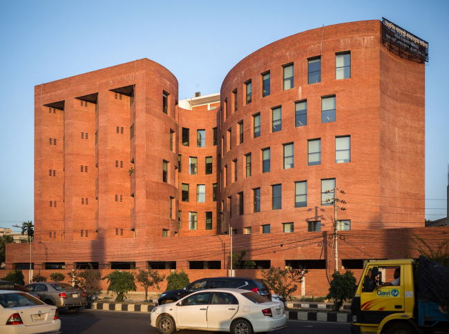 ���������� �������� � ���������� ��������������� ������������ ����� � �����