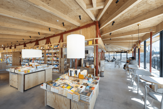 Karuizawa Commongrounds Bookstore, ����������, ������. ���������� Klein Dytham architecture