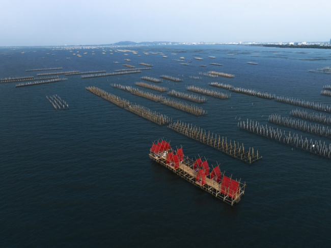 Angsila Oyster Scaffolding Pavilion, ��� ����, �������. ���������� CHAT Architects