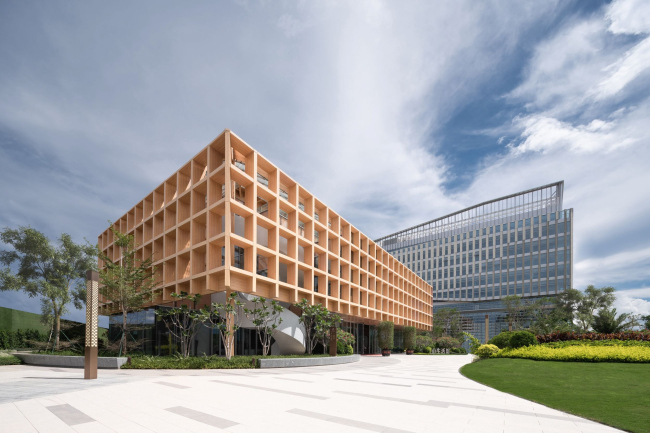 ����������� ����� Sanya Farm Lab