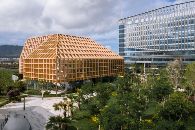 ����������� ����� Sanya Farm Lab