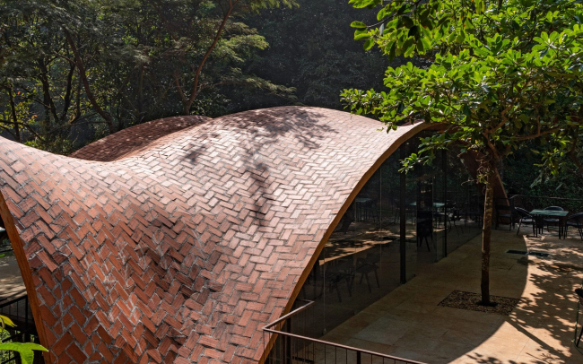 ��������� ������������ ����� Deva Dhare � ����������, �����. ����: Play Architecture. ��������� �������� ������������