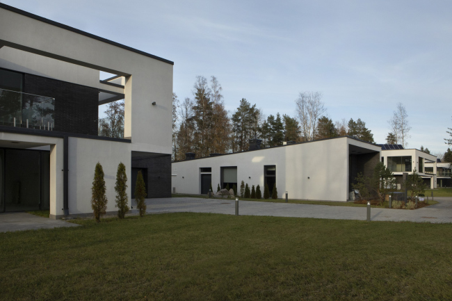 ����� �������: ��� 1, ������������ �����, ��� 3, ��� 2. ���������� ������� Aurinko