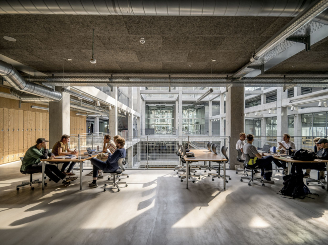 ������������� ���������� ������� � ���������� (SIMAC)