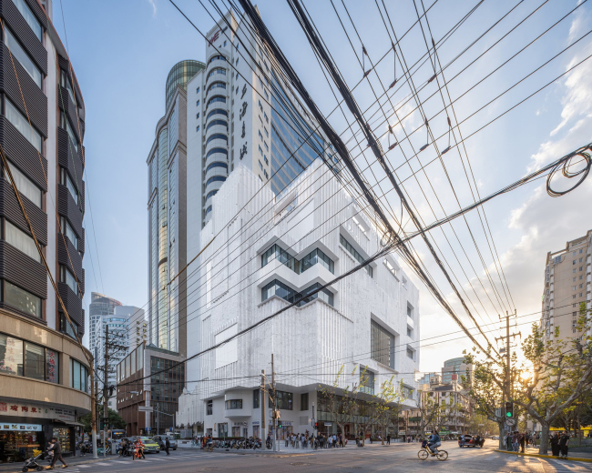 ������������� �������� �������� Shanghai Book City